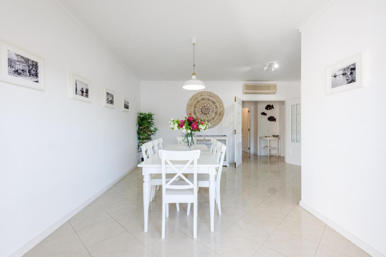 Amazing Apartment In Albufeira Extérieur photo